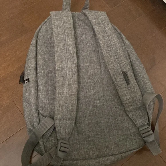 Herschel Grey Backpack - Picture 4 of 4